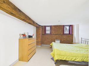 Bedroom- click for photo gallery